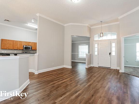 3rd image of 2460 W Cedar Trace Dr