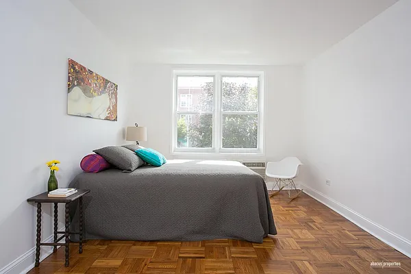 Sold by Abacus Properties | media 8