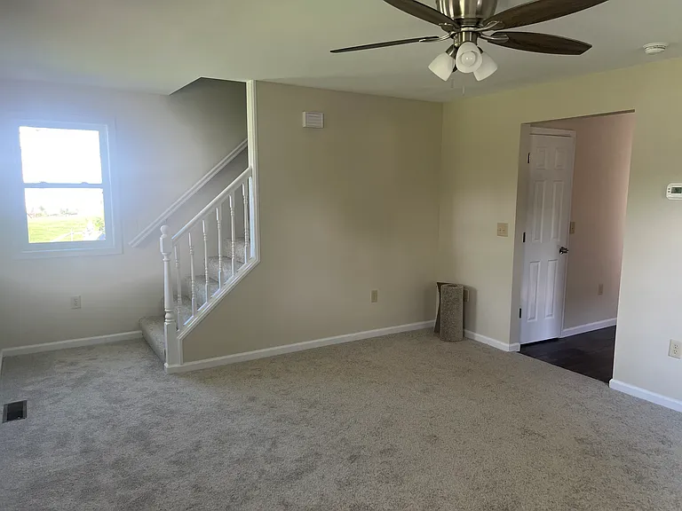 203 W Pine St — Photo 12