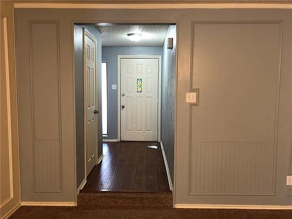 5th image of 3704 Mahonia Ct