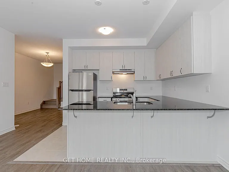 1909 Thames Cir — Photo 13