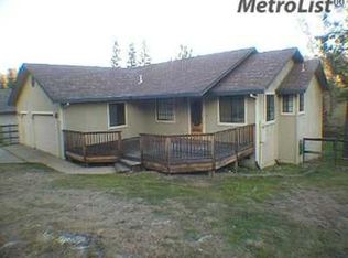 1570 American River Trl, Cool, CA 95614