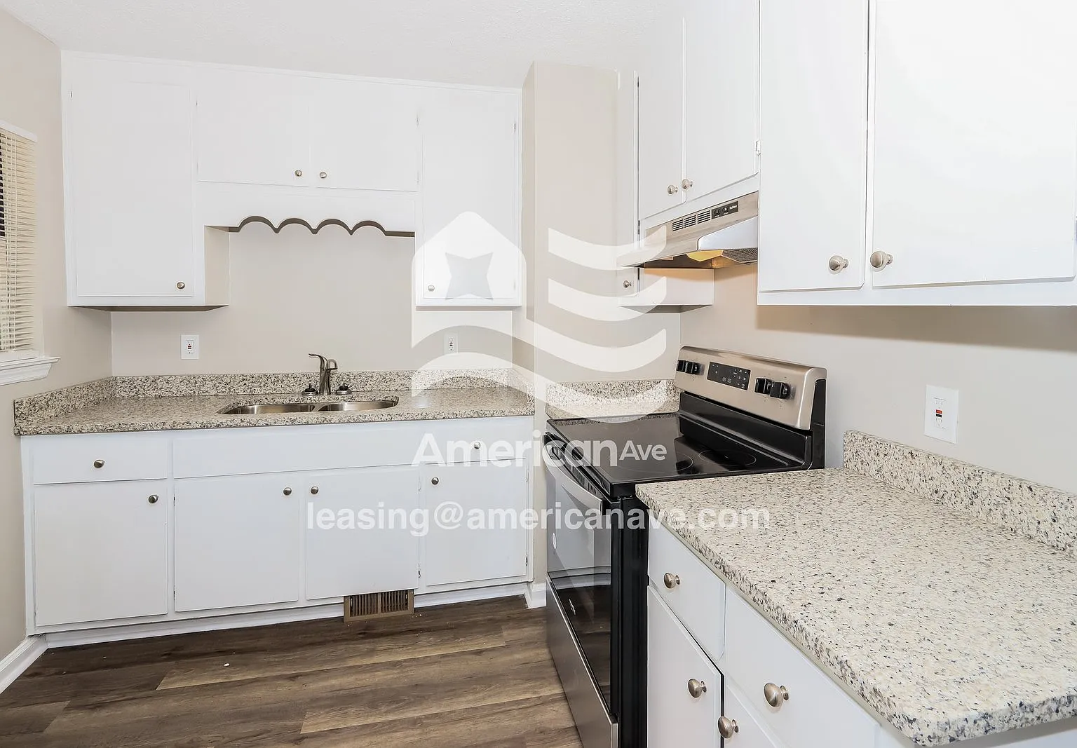 3 bed, 2.0 bath, 1080 sqft, $1,946 — Photo 4