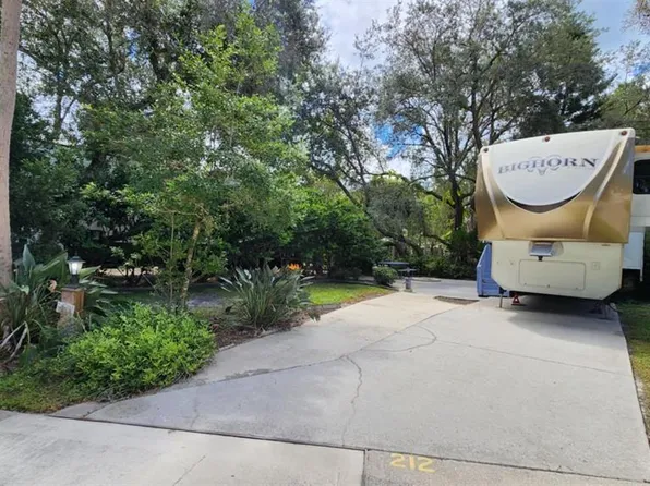 212 Horseshoe Bnd #212, Lake Wales, FL 33898