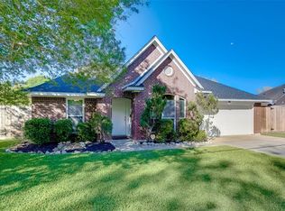 608 Walnut St, Sweeny, TX 77480