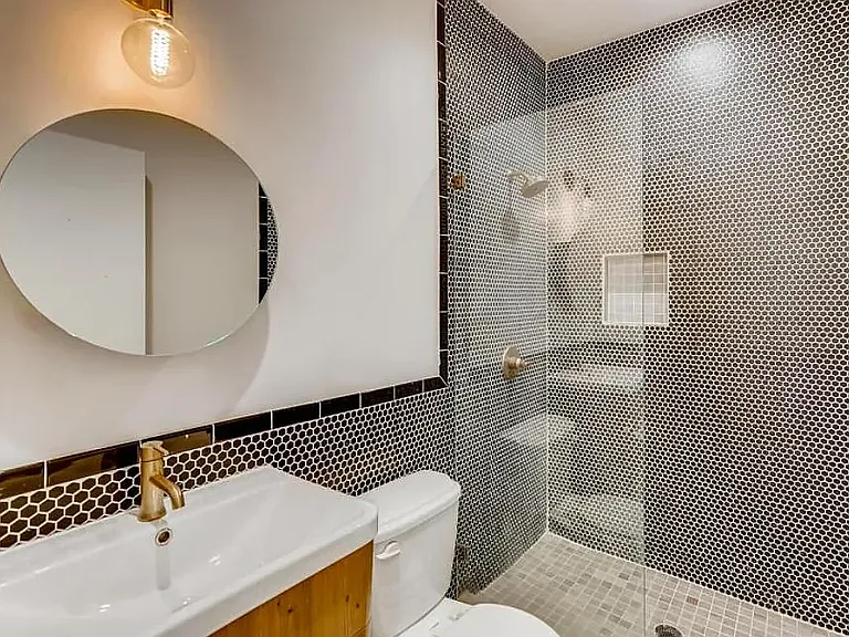2830 S Sepulveda — Photo 4