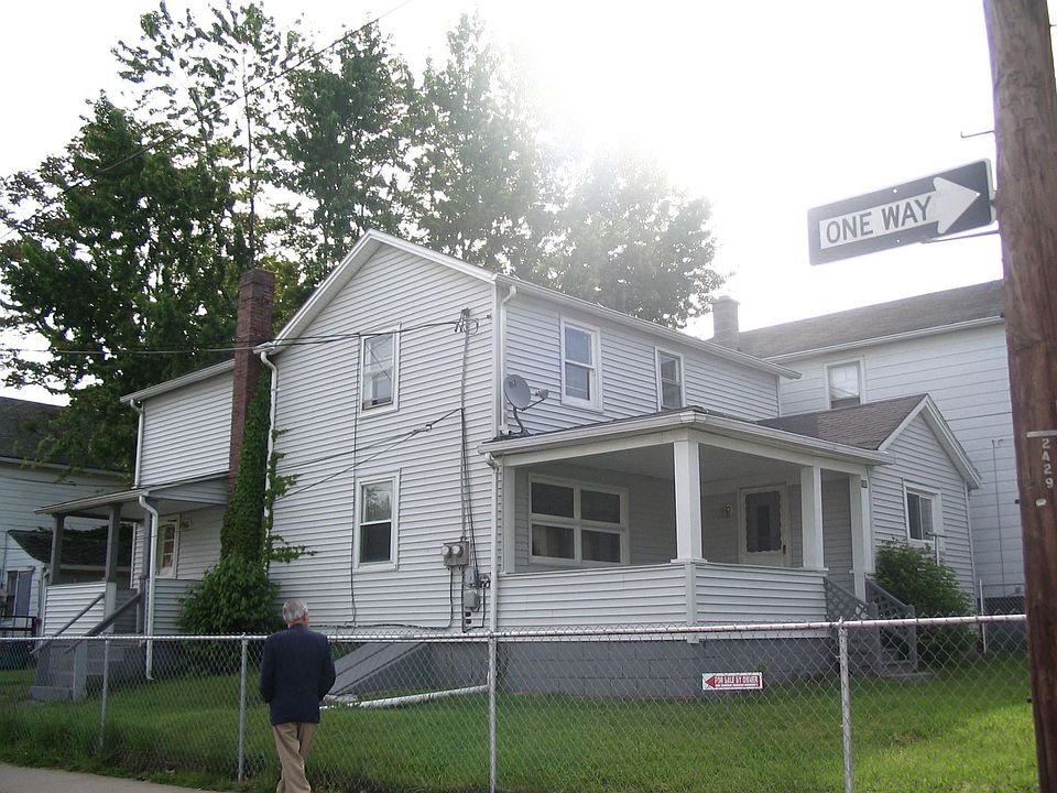 2 family 4bed and 1 bed