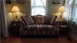 LIVING ROOM-CORNER WINDOWS