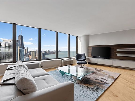 4th image of 505 N Lake Shore Dr APT 4512