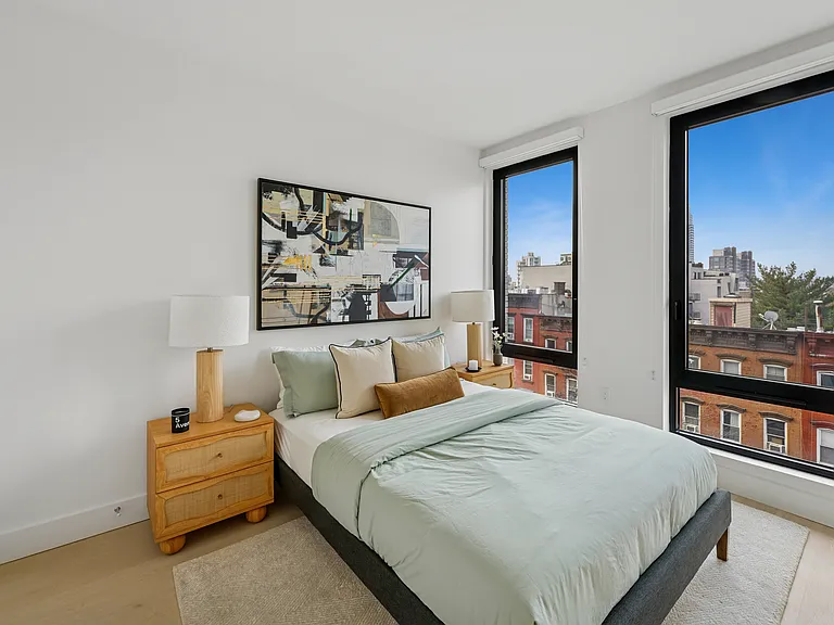 170 Freeman St #206 — Photo 6