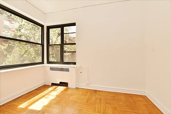 Sold by Argo Residential | media 23