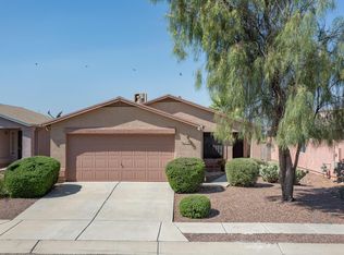 4552 S Gatwick Dr, Tucson, AZ 85730