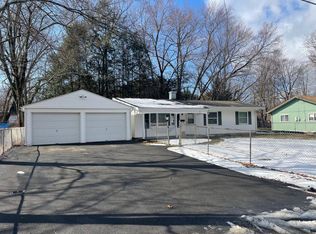 6 Columbia Ave, Red Hook, NY 12571