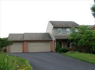 44 Rolling Hill Dr, Lititz, PA 17543