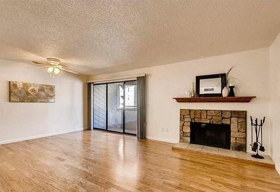 Living room with fireplace