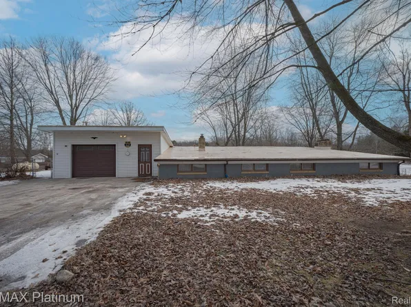 13122 Morrish Rd, Montrose, MI 48457