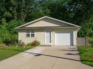 320 Warren St, Laporte, IN