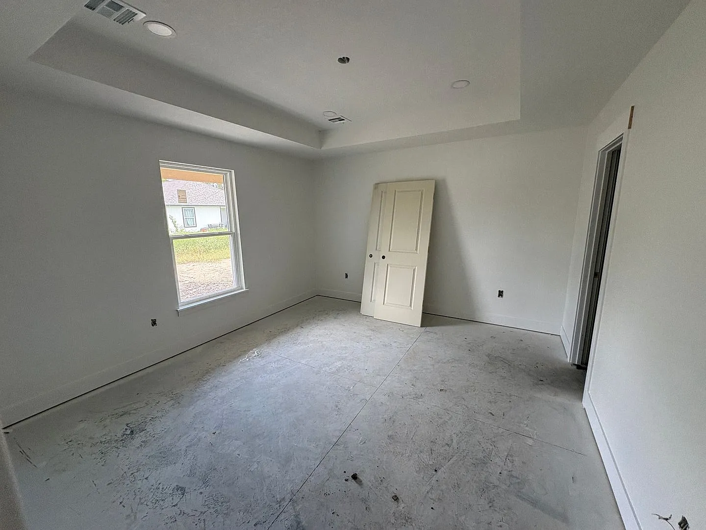 Brand New Construction! 3 Bed 2 Bath Home Available mid-October — Photo 3
