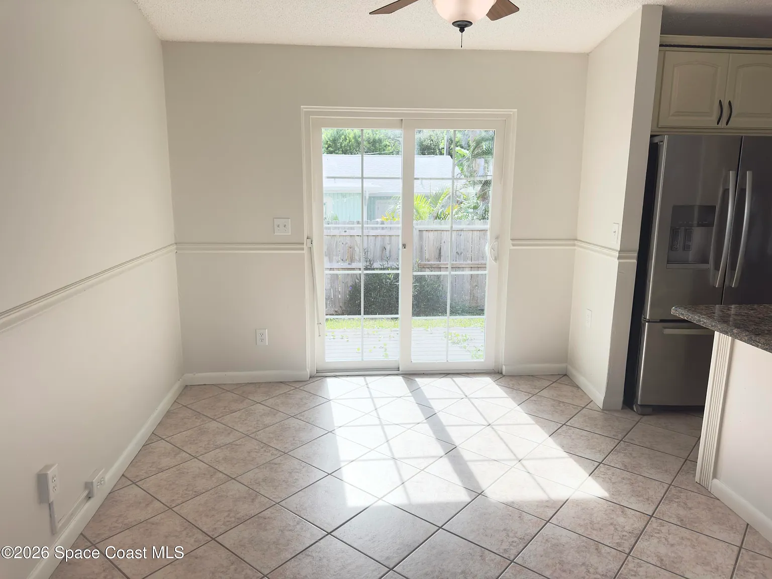 3 bed, 2.0 bath, 1150 sqft, $3,100 — Photo 4