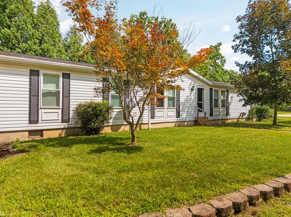312 N Main St, Brooklyn, MI 49230