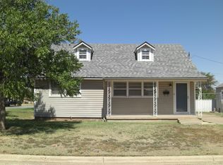 1108-10 W 12th St, Plainview, TX 79072