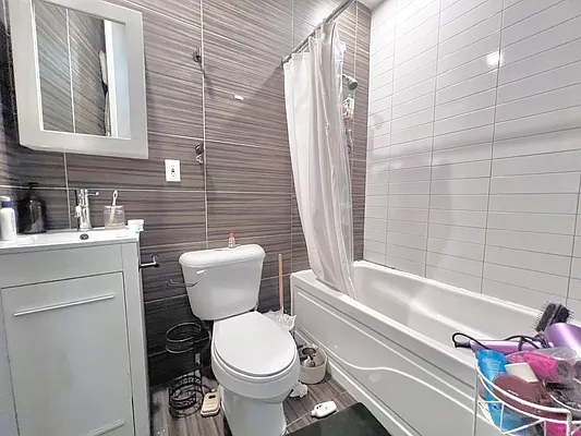 Rented by Doorway NYC, LLC | media 34