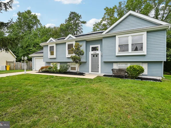 1712 Angel Ct, Severn, MD 21144