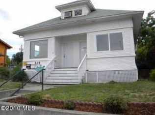 208 N Chelan Ave #A, Wenatchee, WA 98801