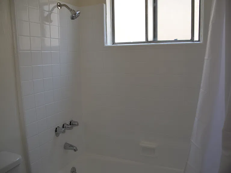 1835 Purdue Ave #8A — Photo 6