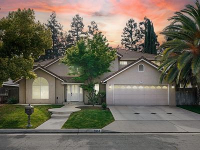 8164 N 8th St, Fresno, CA, 93720