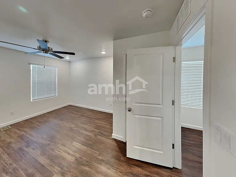 23536 E 2nd Pl — Photo 8
