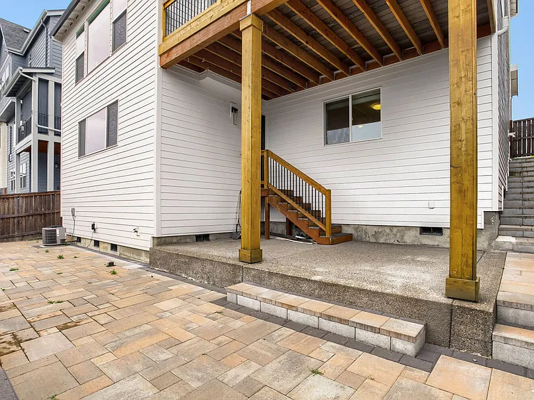 7353 NW Oakfern Dr — Photo 27