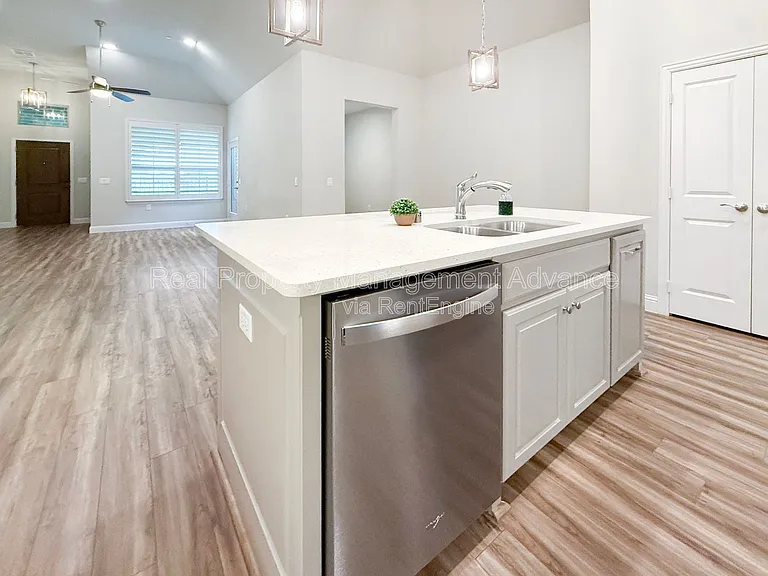 3750 Dalea Dr — Photo 10
