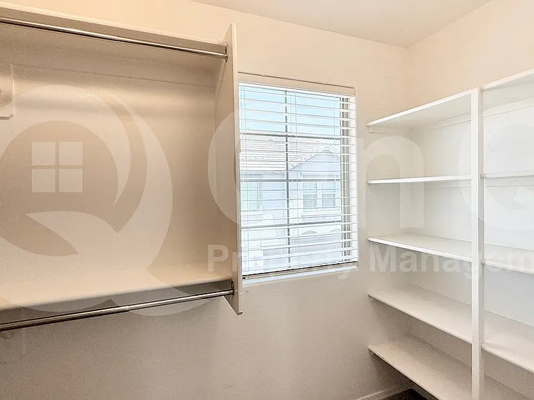 156 N 56th Pl — Photo 21