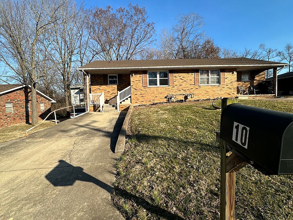 1st image of 10 Birch Dr