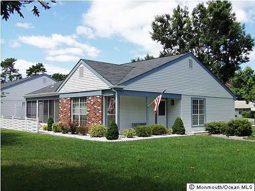 1st image of 7 Buckingham Drive #B