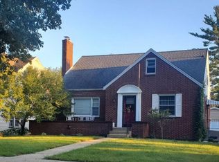 810 W William St, Champaign, IL 61820