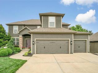 12261 S Solomon Rd, Olathe, KS 66061