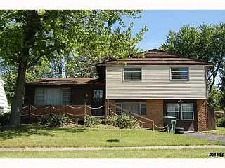 3864 Gilroy Rd photo 1