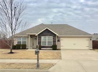 5301 SW Remington Rd, Bentonville, AR 72712