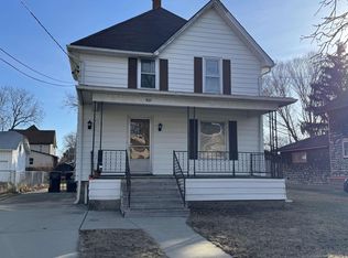 927 Moore St, Beloit, WI 53511