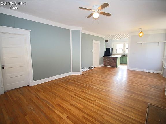 5th image of 606 Woodlawn Ave