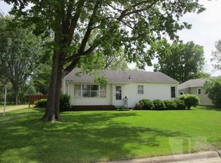 306 W Polk Ave, Fairfield, IA 52556