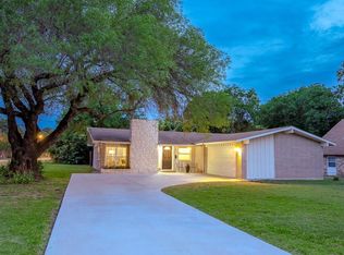 1001 Meadow View Cir, Richardson, TX 75080