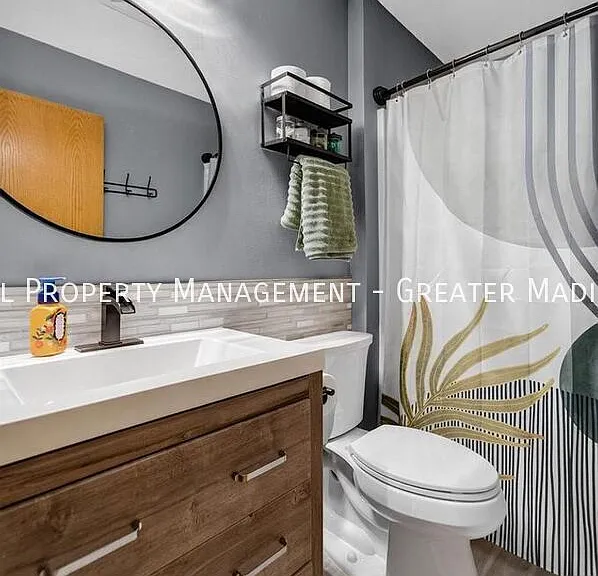 7037 Parker Hill Dr — Photo 14