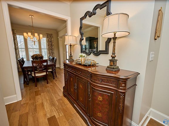 5th image of 2717 Hastings Rd SW