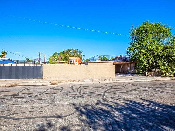 4th image of 2040 S 5th Ave