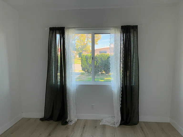 957 N Jasmine Ave — Photo 10