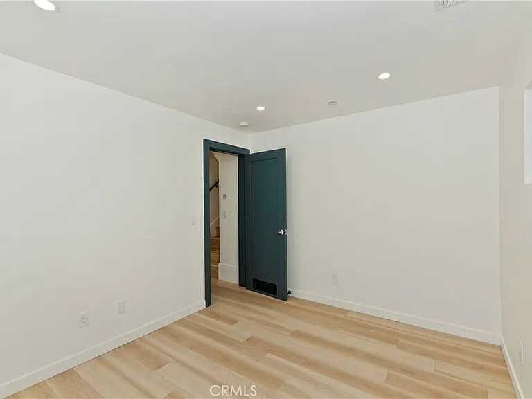 441 Oriole Dr #3 — Photo 20