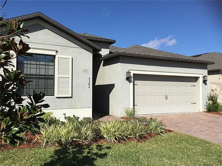 4304 Summer Breeze Way — Photo 40